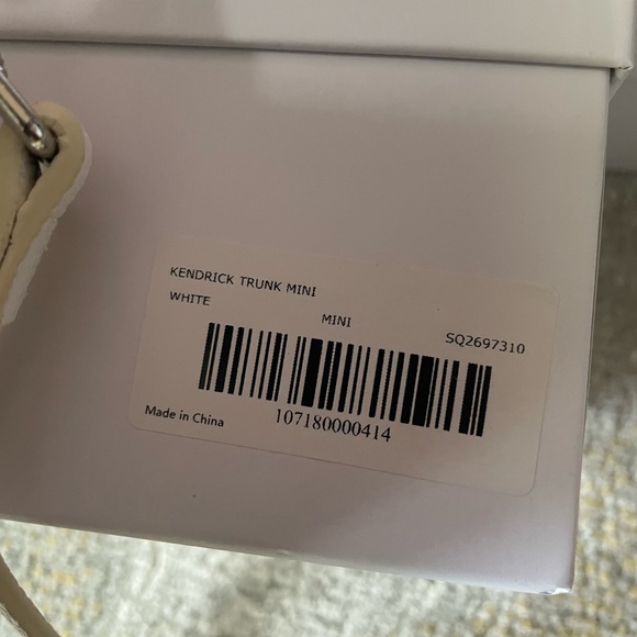 Brandon Blackwood White Mini Crossbody Bag - Picture 2 of 11